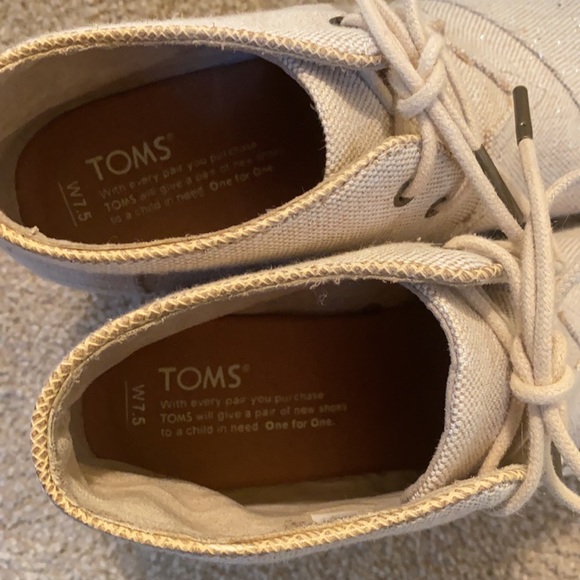 Toms Wedges - Picture 7 of 8